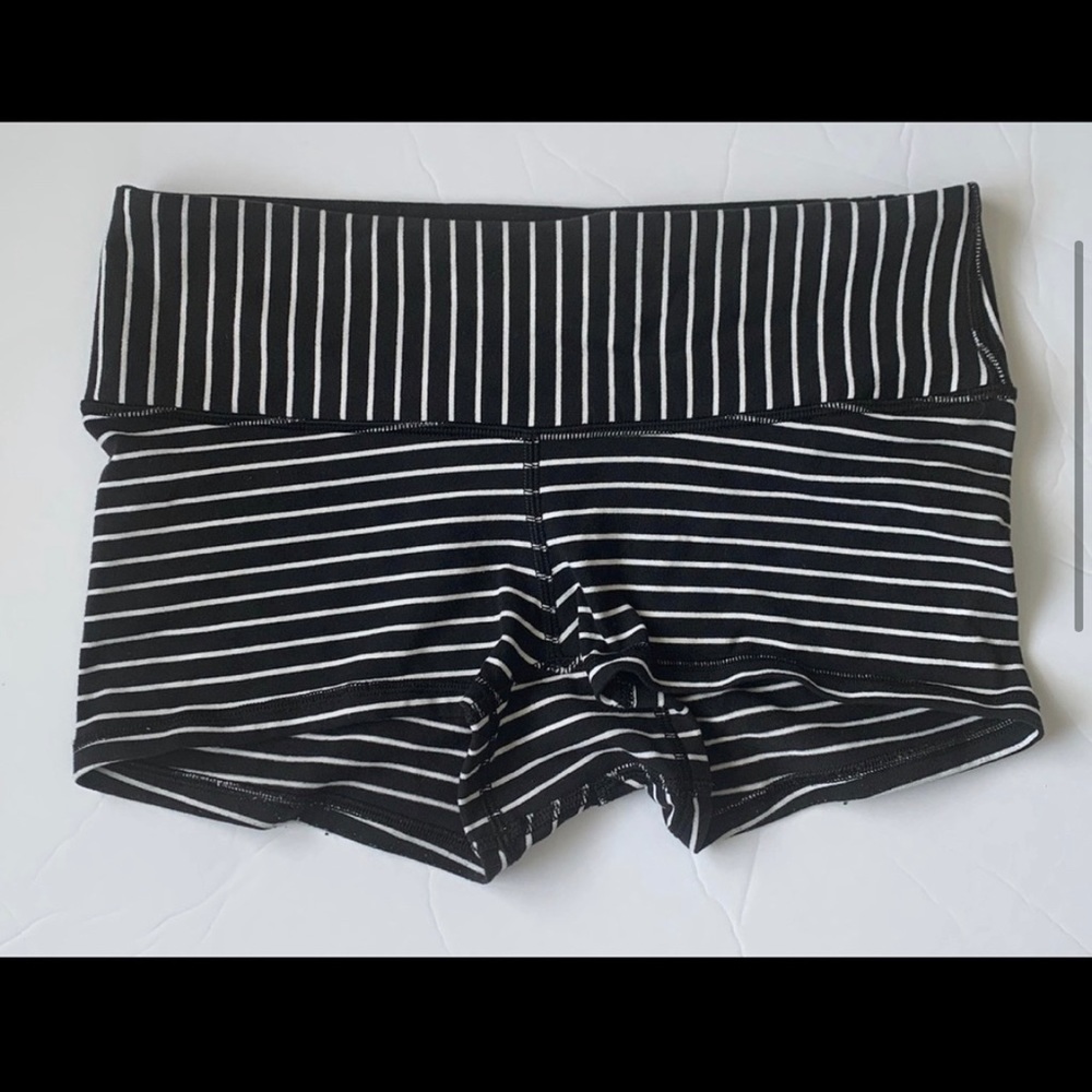 Lululemon Boogie Shorts parallel stripes